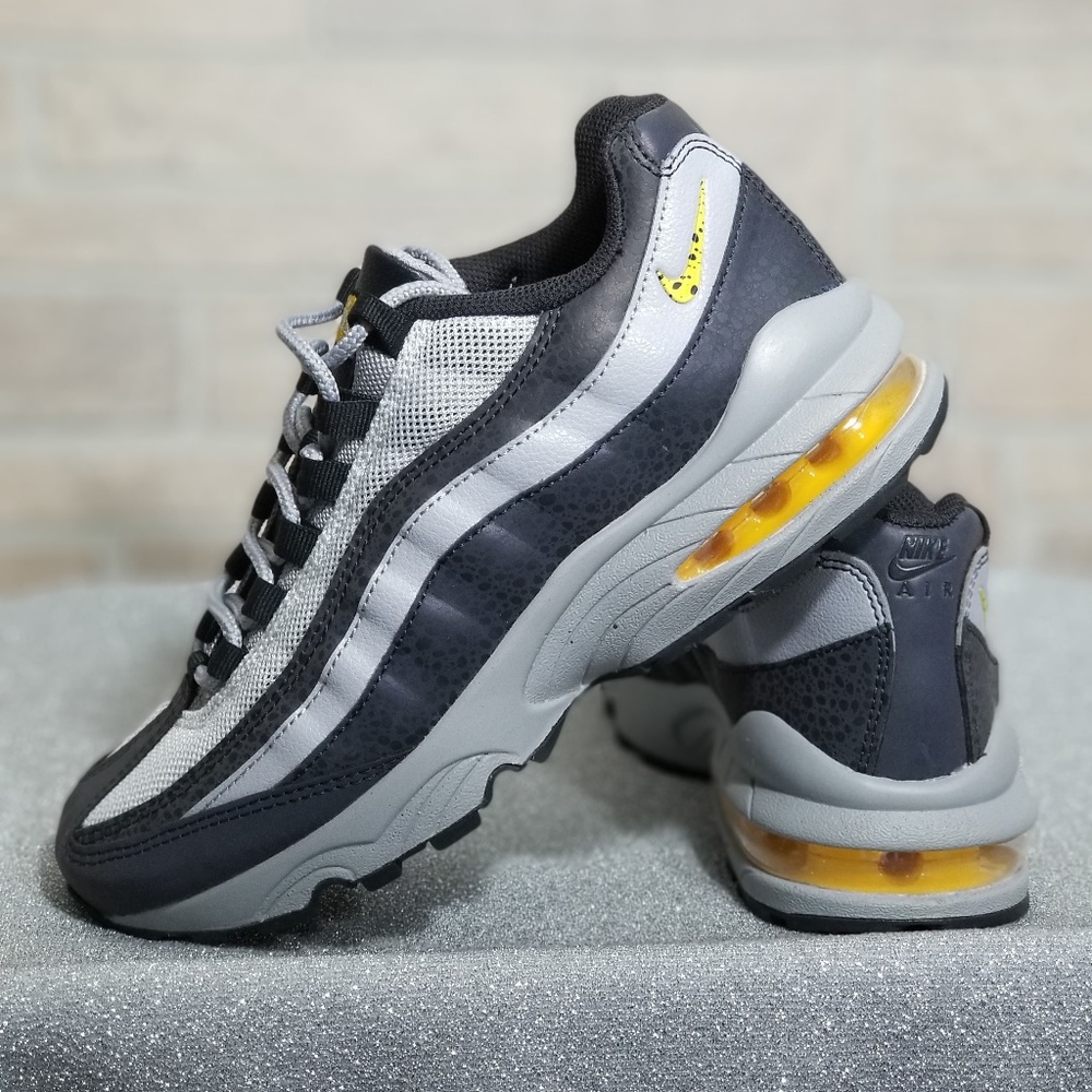 🚨SOLD🚨 Nike Air Max 95 - Picture 2 of 5